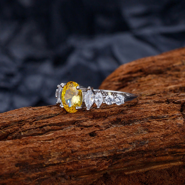 1.5-Carat Oval Cut Yellow Simulated Diamond Engagement Ring