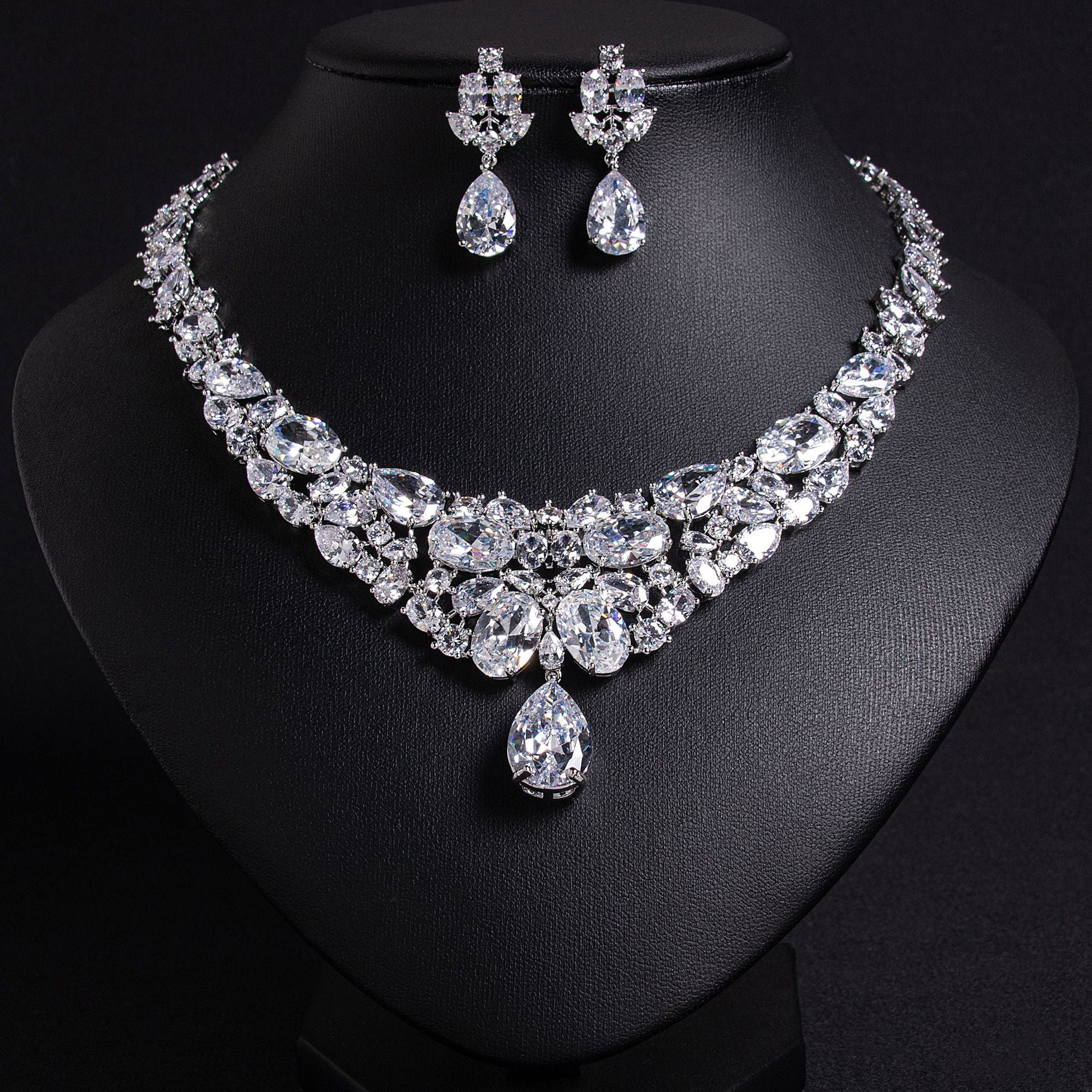 Elegant Red and Colorless Simulated Diamond Necklace and Earrings Set in White Gold and 18K Gold