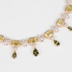 Bold Pear Cut Necklace Set with Simulated Diamonds in White and 18K Gold