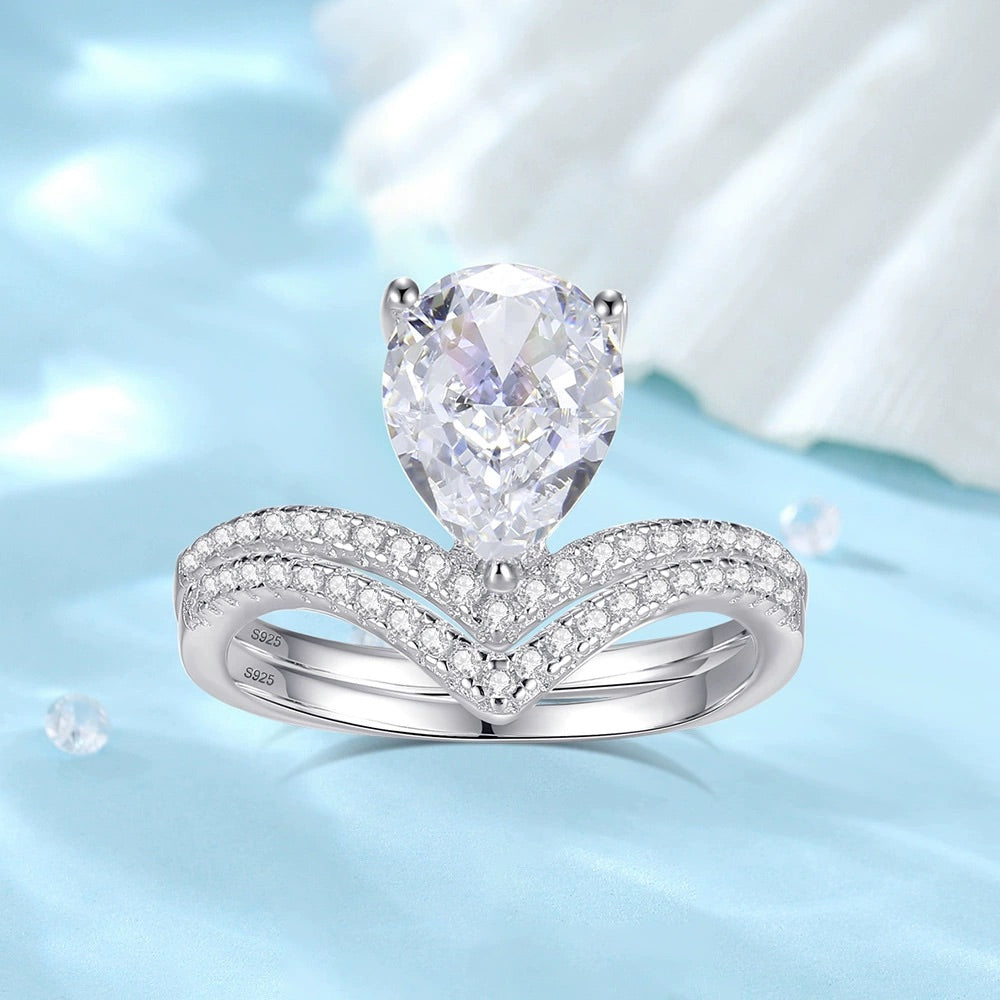 2.0 Carat Pear-Cut Simulated Diamond Wedding Set in Sterling Silver