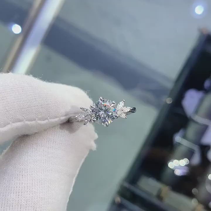 6.5mm Round Cut Colorless Simulated Diamond Engagement Ring